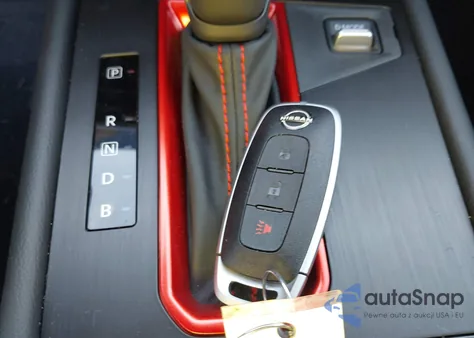 2025 Nissan Kicks Sr Fwd из США, поврежденный, VIN 3N8AP6DA4SL315545